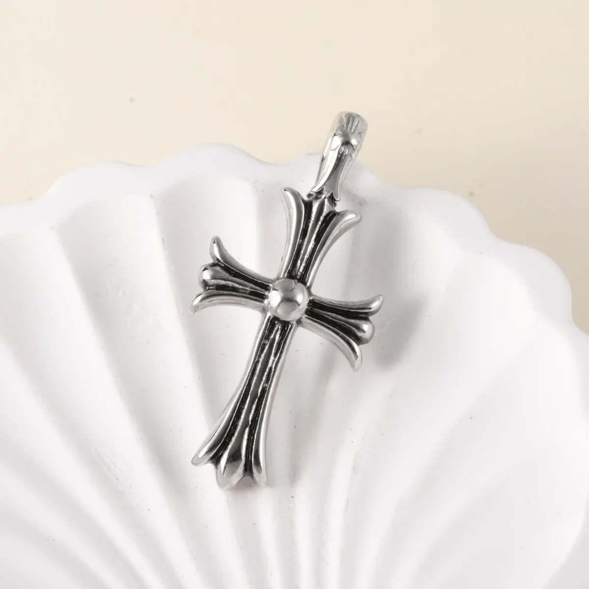 24K gold-plated stainless steel pendant, non-allergenic and non-fading Series One - Image 10