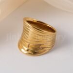 24K Gold-Plating Stainless Steel Fashion Sleek Modern Women's Ring - Image 9
