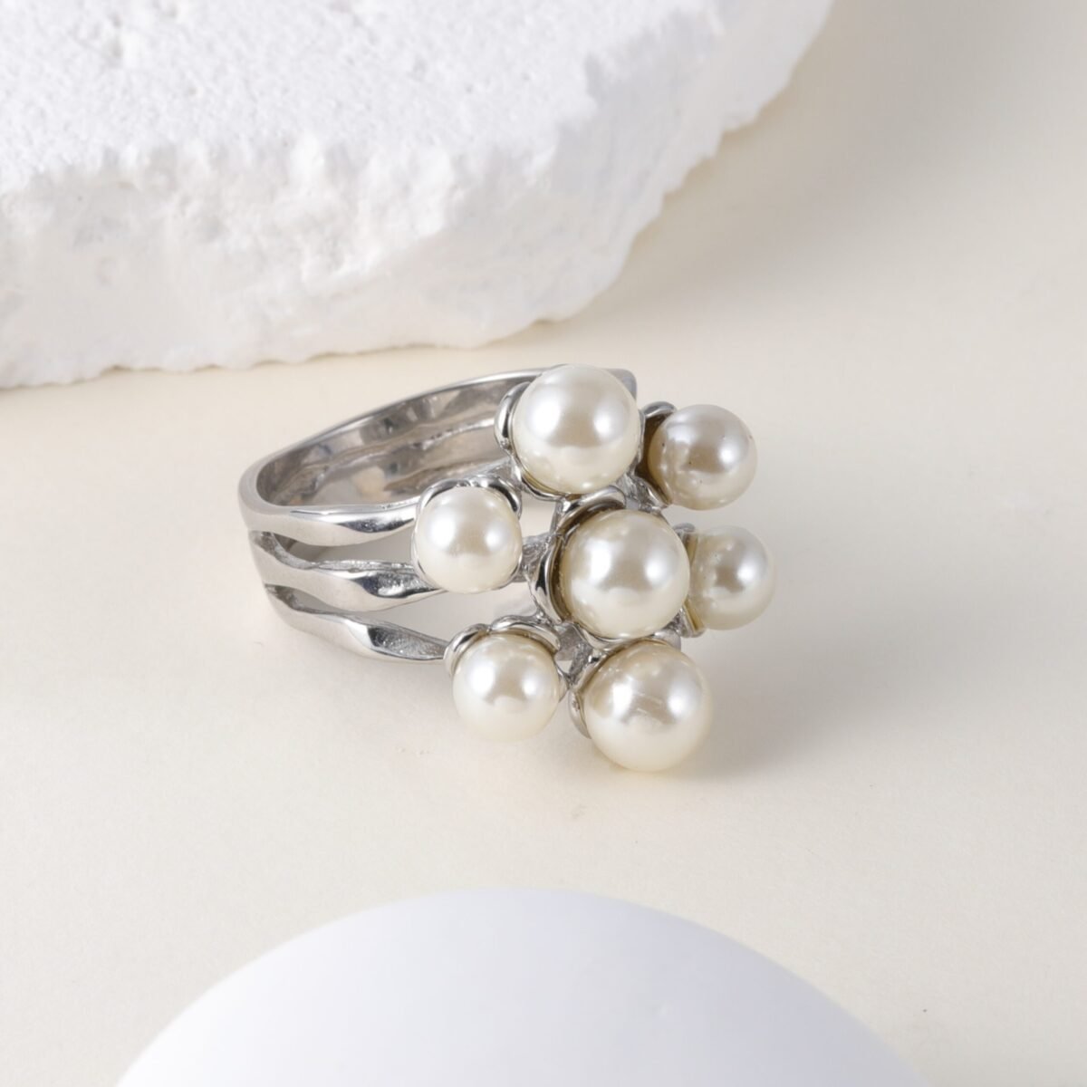 Floral Pearl Design Stainless Steel Women's Ring丨K003672 - Image 5