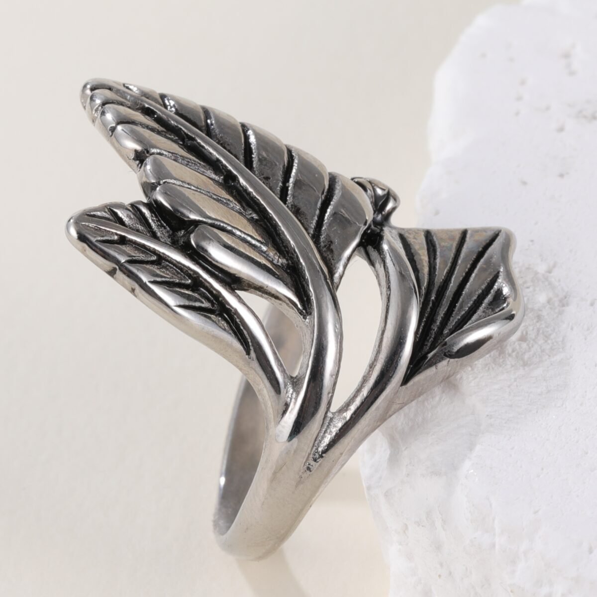 Simple Natural Leaf Silver Stainless Steel Women's Ring丨K07151 - Image 5