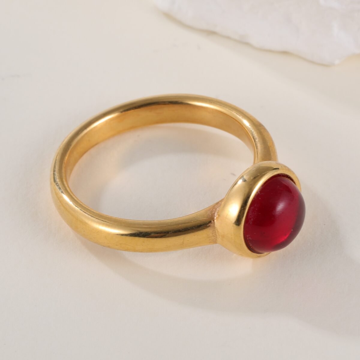 Simple inlaid red round gemstone stainless steel women's ringحN00566 - Image 5