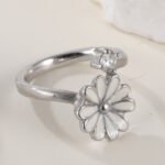 White Chick Chrysanthemum Petals Inlaid With Diamonds Us#4 Ultra-Small Stainless Steel Women's Ring丨K0784 - Image 3