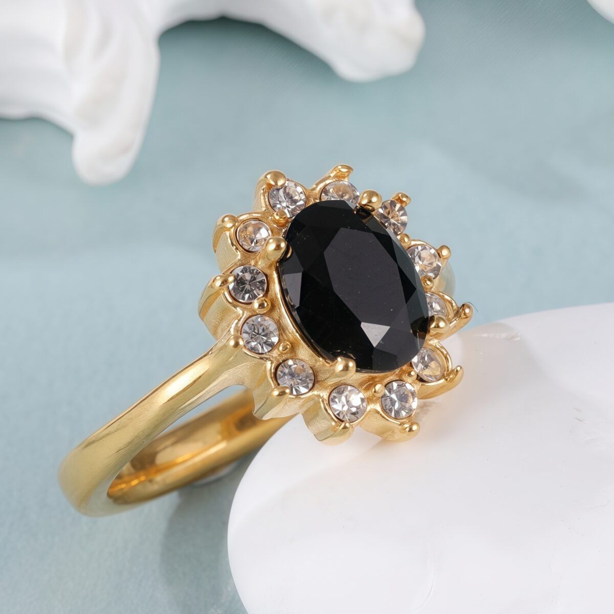 Stylish Black Gemstone Flower-Shaped Stainless Steel Women's Ring丨BL504J - Image 4