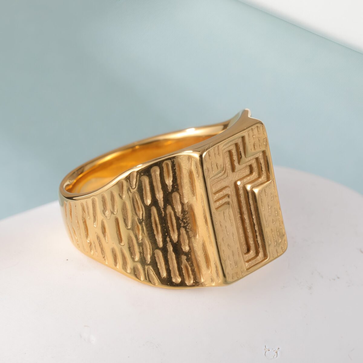 24k Gold Plated Cross Stainless Steel Men's Ring丨G002342 - Image 4