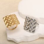 18K Gold Tone Stainless Steel Woven Pattern Square Ring for Women丨G005241