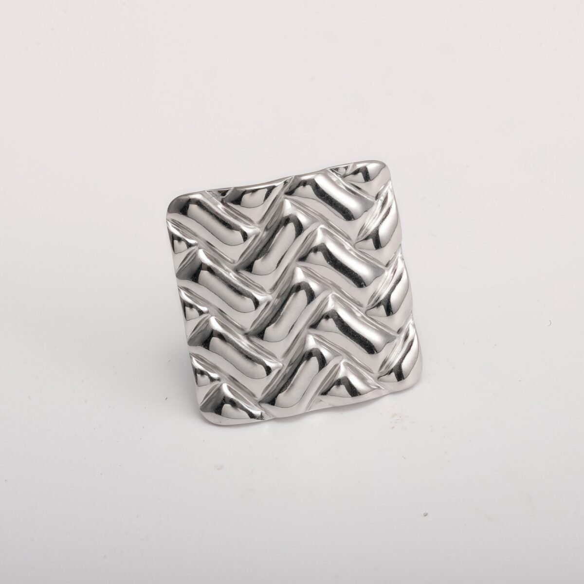 18K Gold Tone Stainless Steel Woven Pattern Square Ring for Women丨G005241 - Image 5