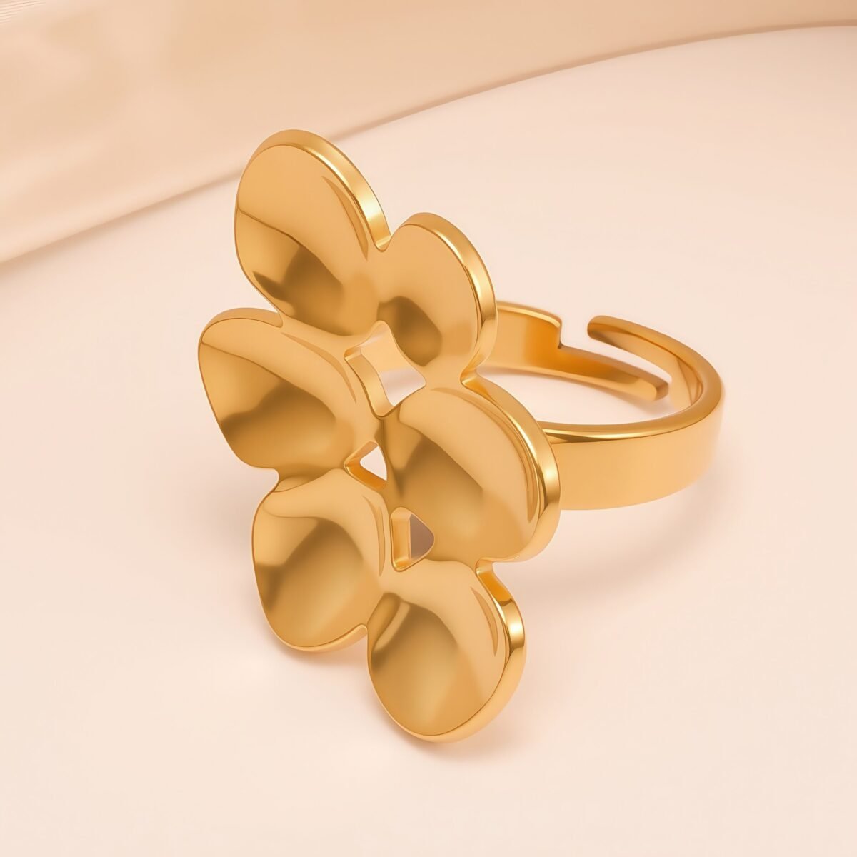 Minimalist Style Hollow Flower Stainless Steel Women's Ring丨G005948 - Image 4