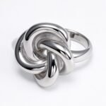 Fashionable Gold/Silver Knot Ring - Eye - Catching Accessory for Stylish Outfits | G004581 - Image 7