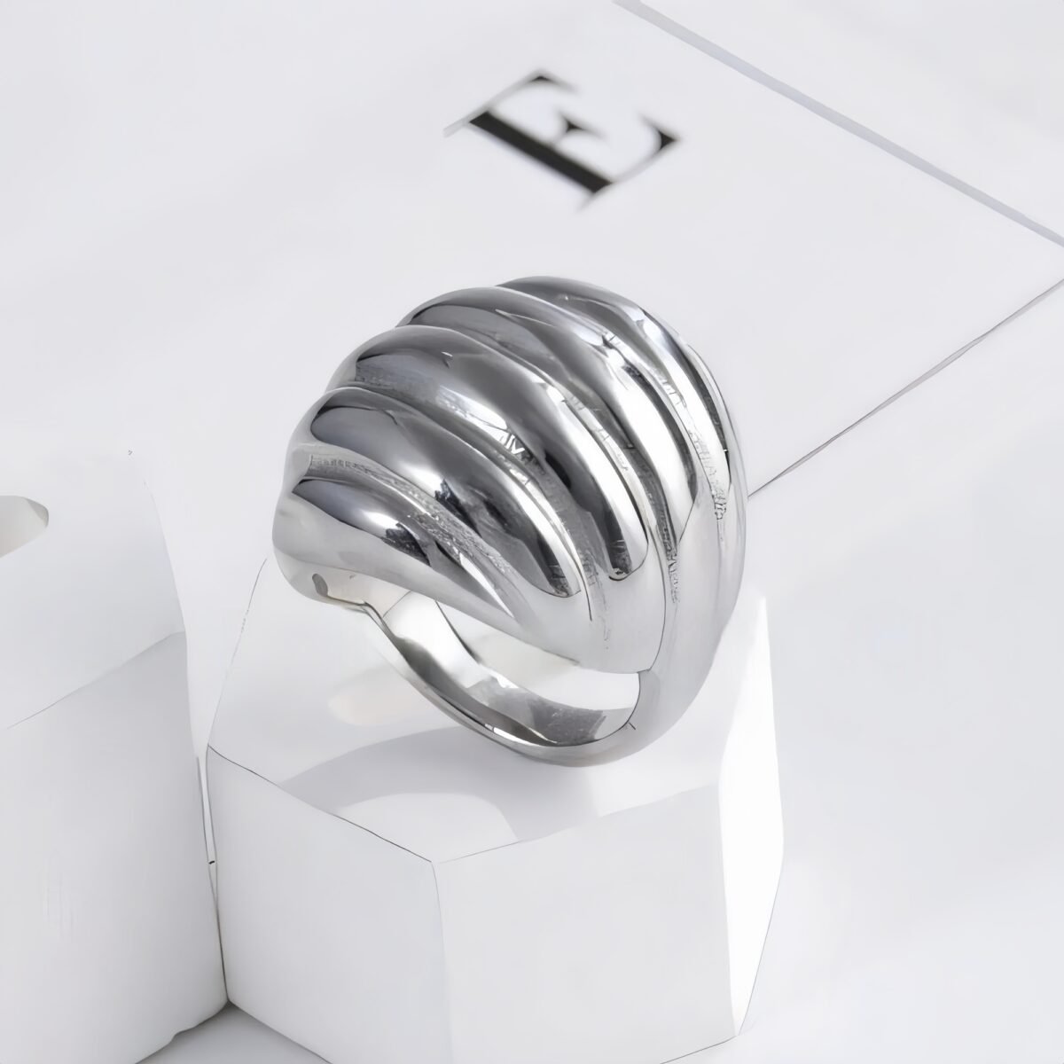 Streamlined Stainless Steel Ring Modern Simple Style Women Ring | ML040 - Image 4
