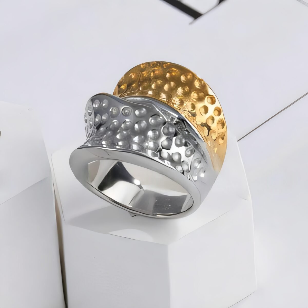 Fashion Creative Textured Stainless Steel Ring Women's Ring | DZ1366 - Image 3