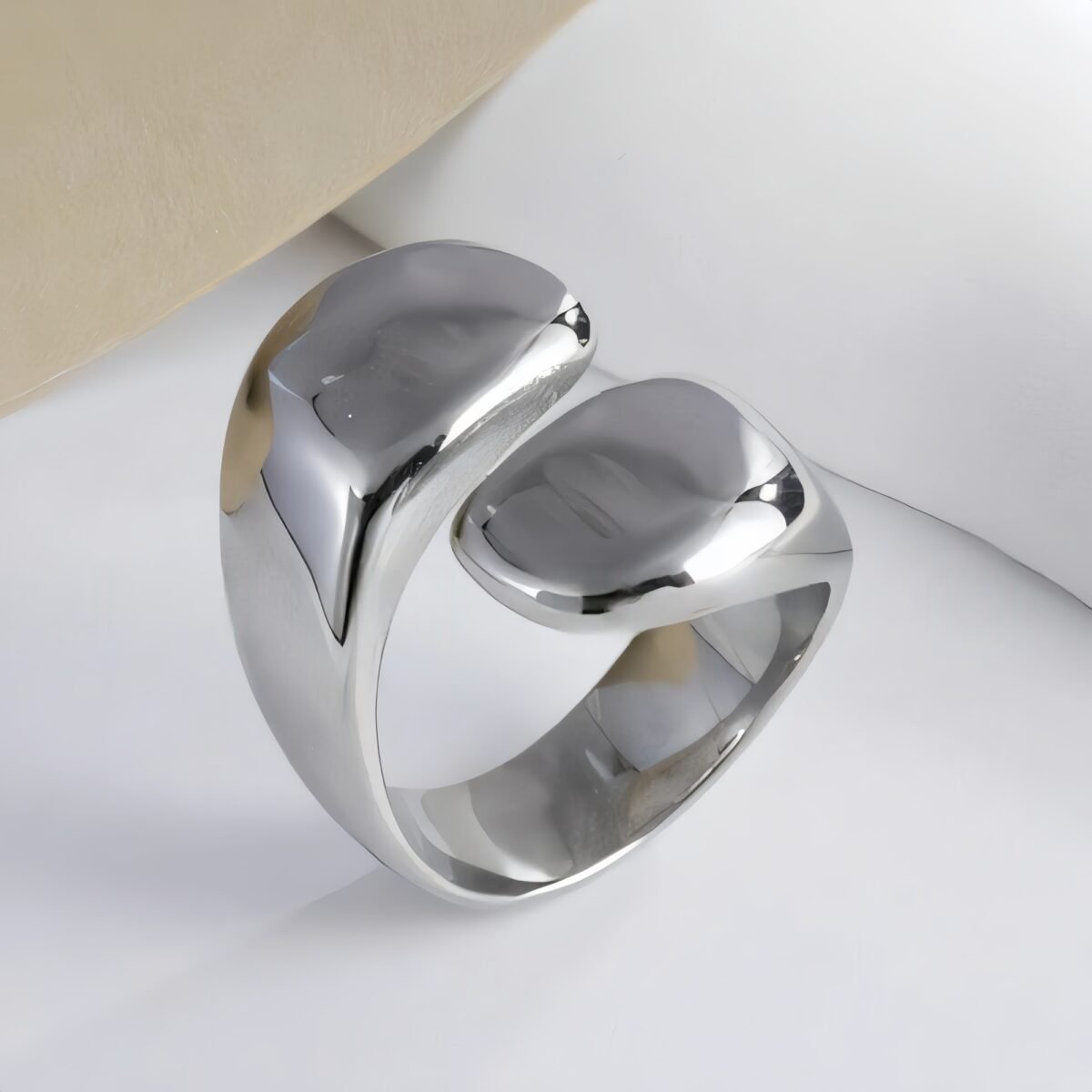 Minimalist Streamlined Ring Modern Fashion Design for Women | G004192 - Image 5