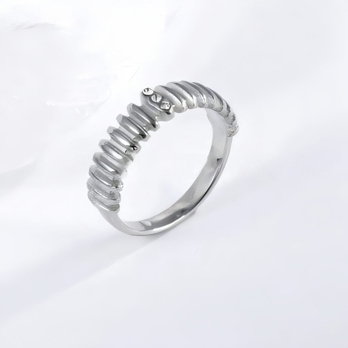 Stainless steel inlaid brick texture ring women's ring | N001500 - Image 4