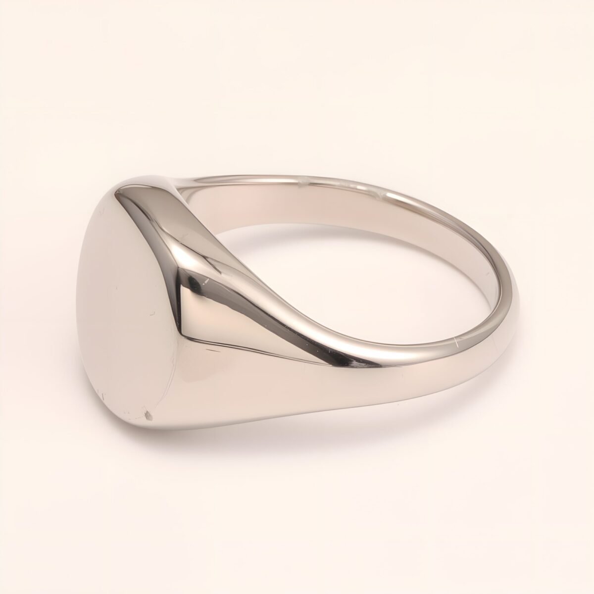 Minimalist Smooth - faced Stainless Steel Ring - Stylish Choice for Men | DZ89G - Image 4