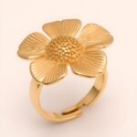 Women's Two - tone Stainless Steel Floral - shaped Ring | G005528 - Image 4