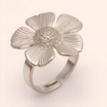 Women's Two - tone Stainless Steel Floral - shaped Ring | G005528 - Image 5