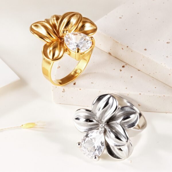 Starlit Petals - White Zircon Ring for Women | G005412
