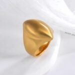 Simple Smooth Curve Stainless Steel Women's Ring | ML083 - Image 3