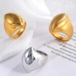 Simple Smooth Curve Stainless Steel Women's Ring | ML083