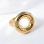 Simple Fashion Circular Stainless Steel Women's Ring | G004047 - Image 4
